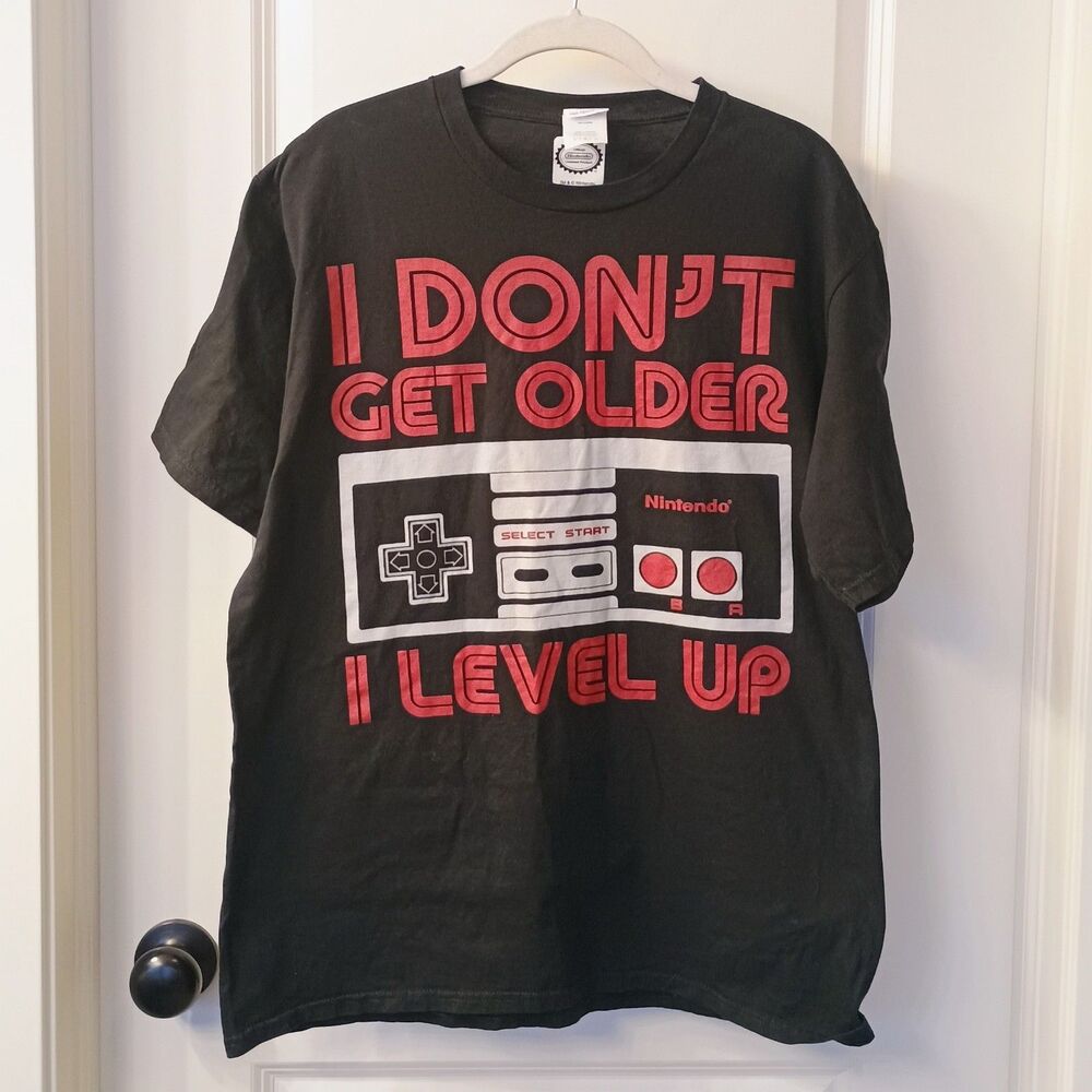 Nintendo I Don't Get Older I Level Up NES Controller Graphic T-Shirt Men's L